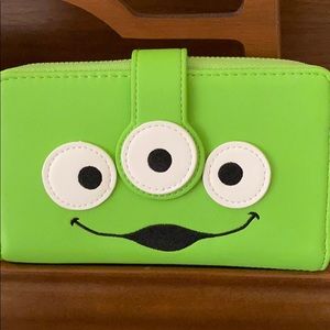 Loungefly Alien Wallet